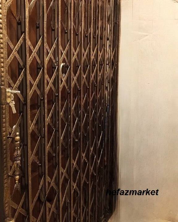 درب آکاردئونی 