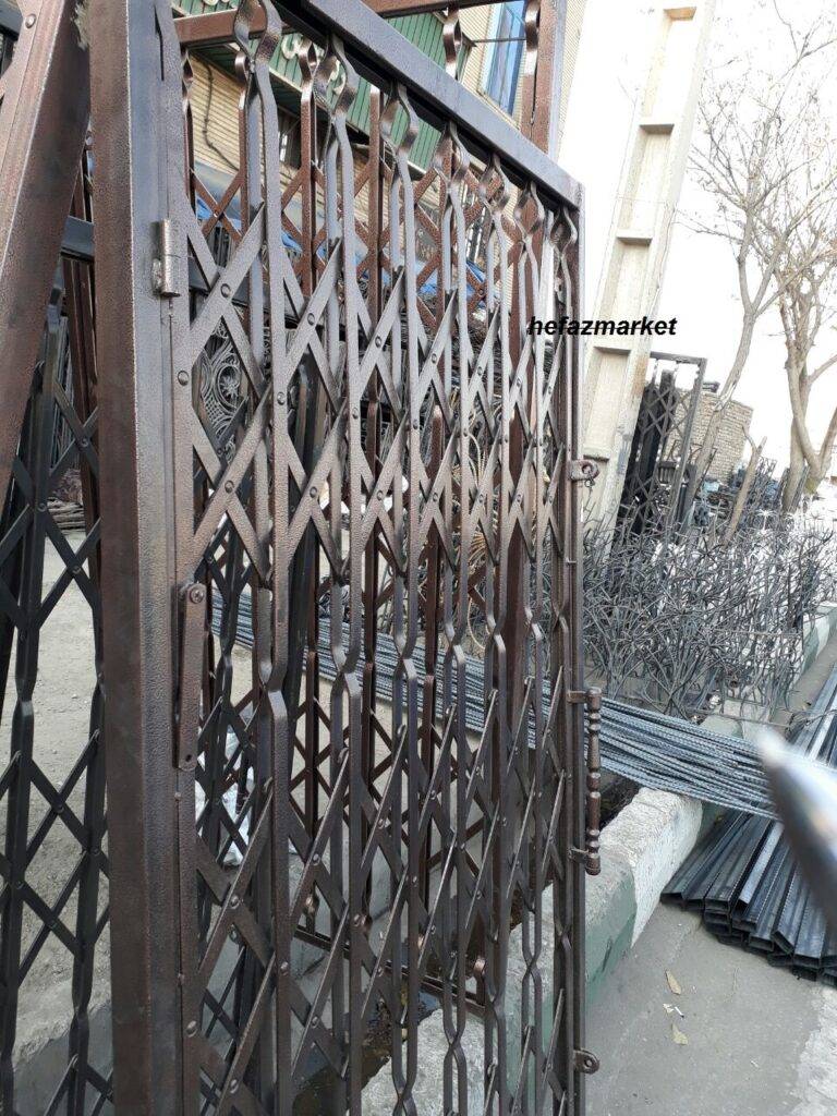 بررسی محافظ آکاردئونی