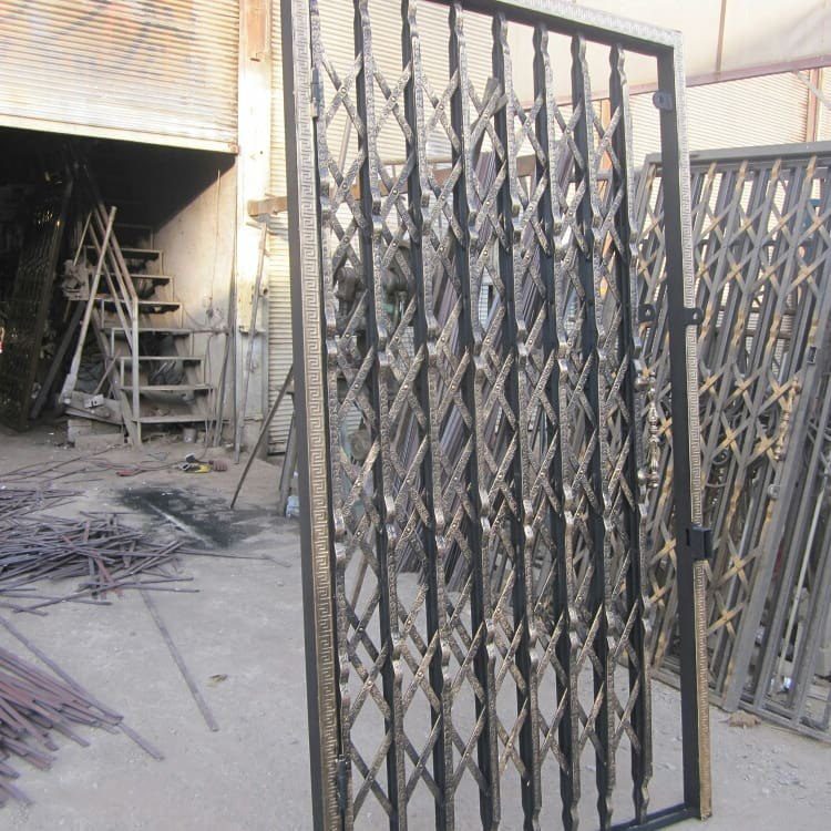 از کجا می‌توانم درب آکاردئونی مدرن با طراحی متفاوت پیدا کنم؟