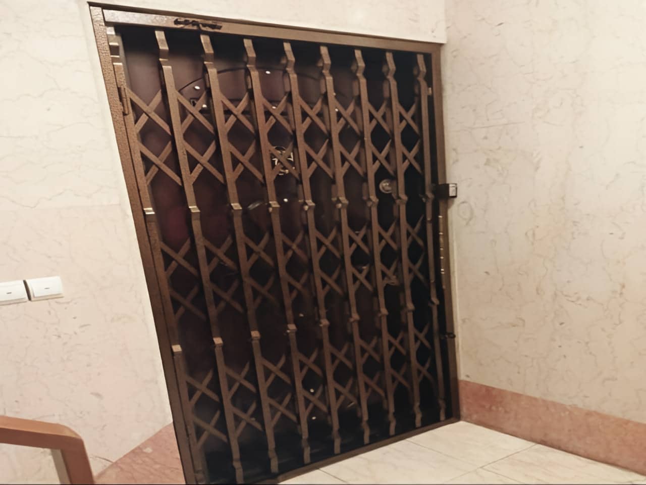 درب آکاردئونی | دیجی حفاظ درب آکاردئونی