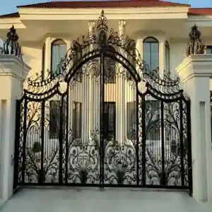 درب فلزی مدل الیزه با طراحی مستحکم درب فلزی مدل الیزه با طراحی مستحکم