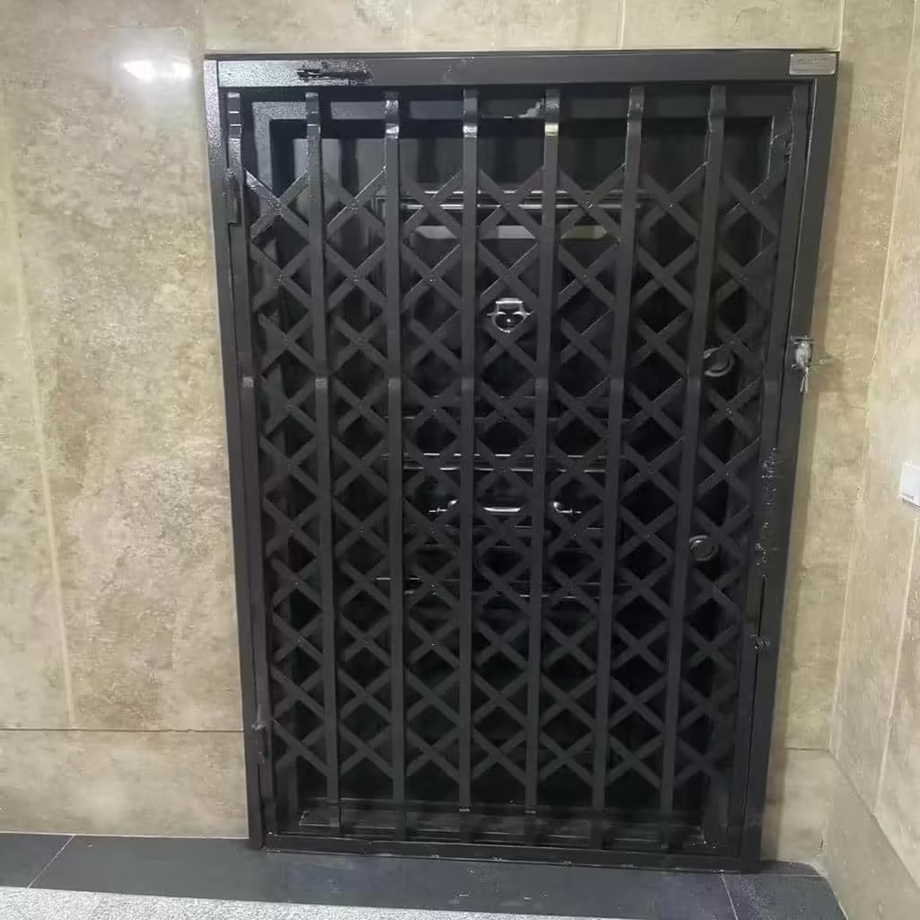 مدل آکاردئونی حفاظ پشت درب مدل آکاردئونی حفاظ پشت درب