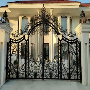درب فلزی مدل الیزه با طراحی مستحکم