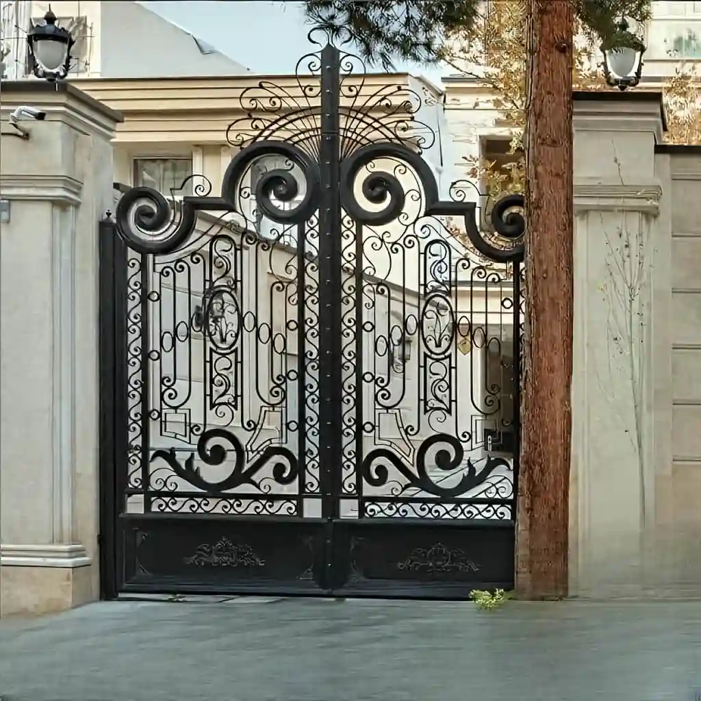 نصب درب فرفورژه مدل نگین