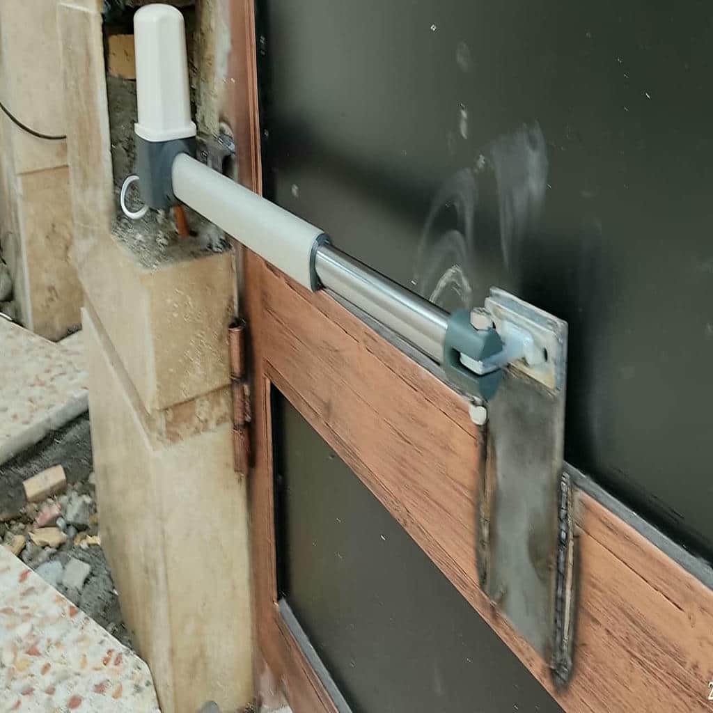 نصب جک درب پارکینگ تراز دقیق در کرج