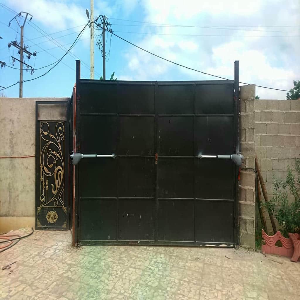جک درب پارکینگ در رفسنجان