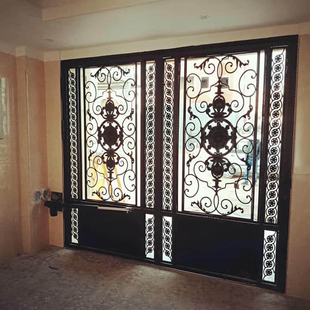 جک پارکینگ در بندر انزلی
