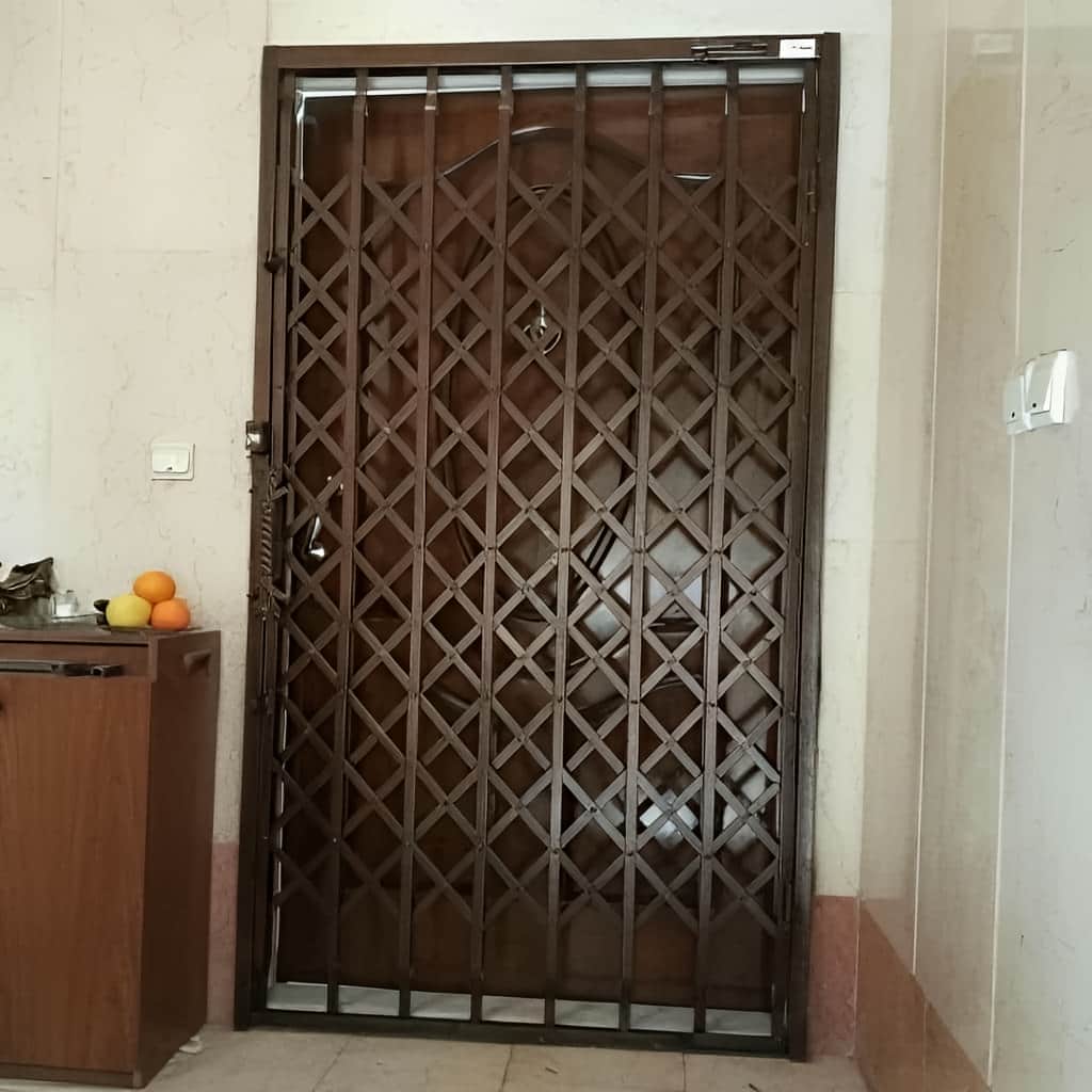 فروش درب آکاردئونی تمام گل در بیرجند