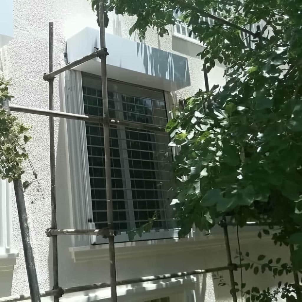 نصب کرکره برقی تیغه آلومینیومی در پردیس