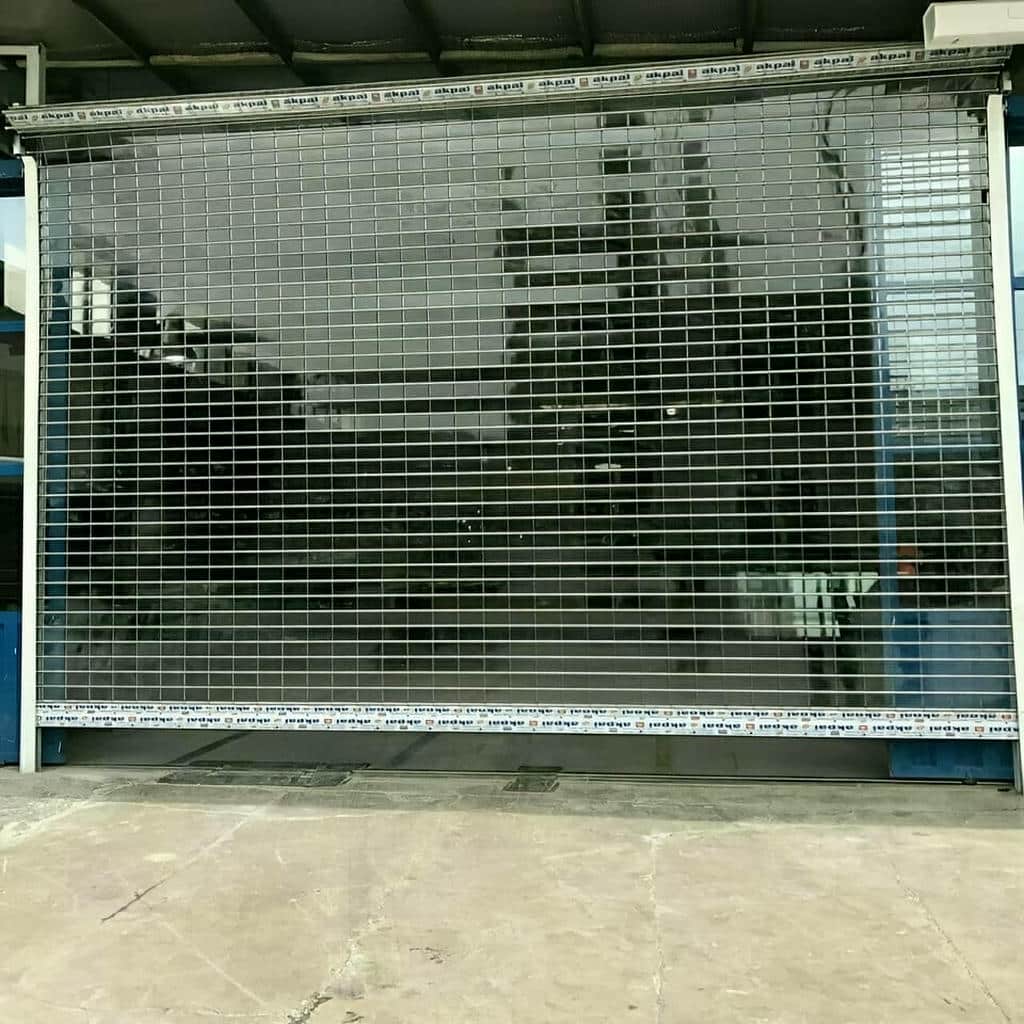 نصب کرکره برقی پارکینگ در یزد