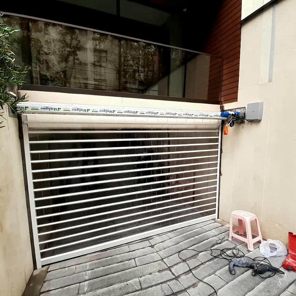 کارخانه کرکره برقی ریموت کنترل در اندیشه
