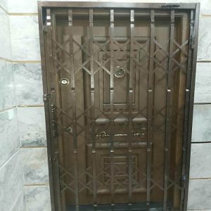 درب آکاردئونی در کردان
