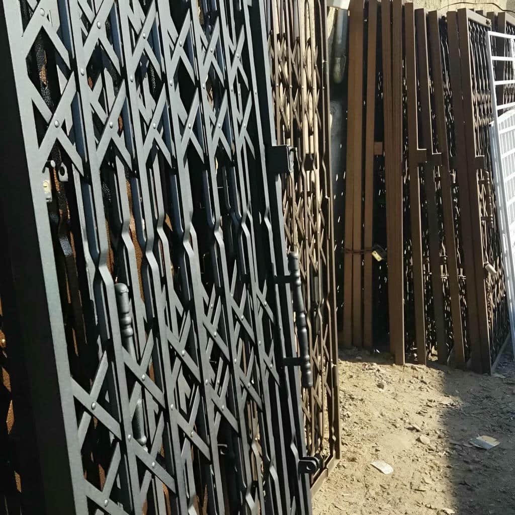 قیمت درب آکاردئونی سه گل در قم