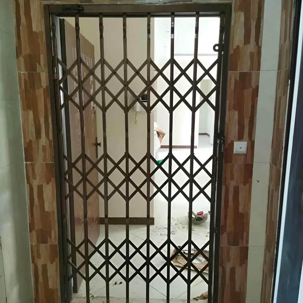 فروش درب آکاردئونی تمام گل در بومهن