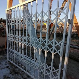 درب آکاردئونی در بابل