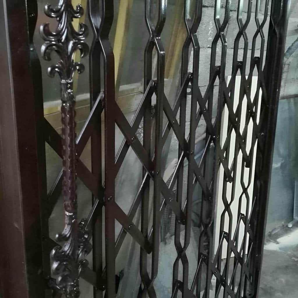 کارخانه درب آکاردئونی رنگ مقاوم در سقز