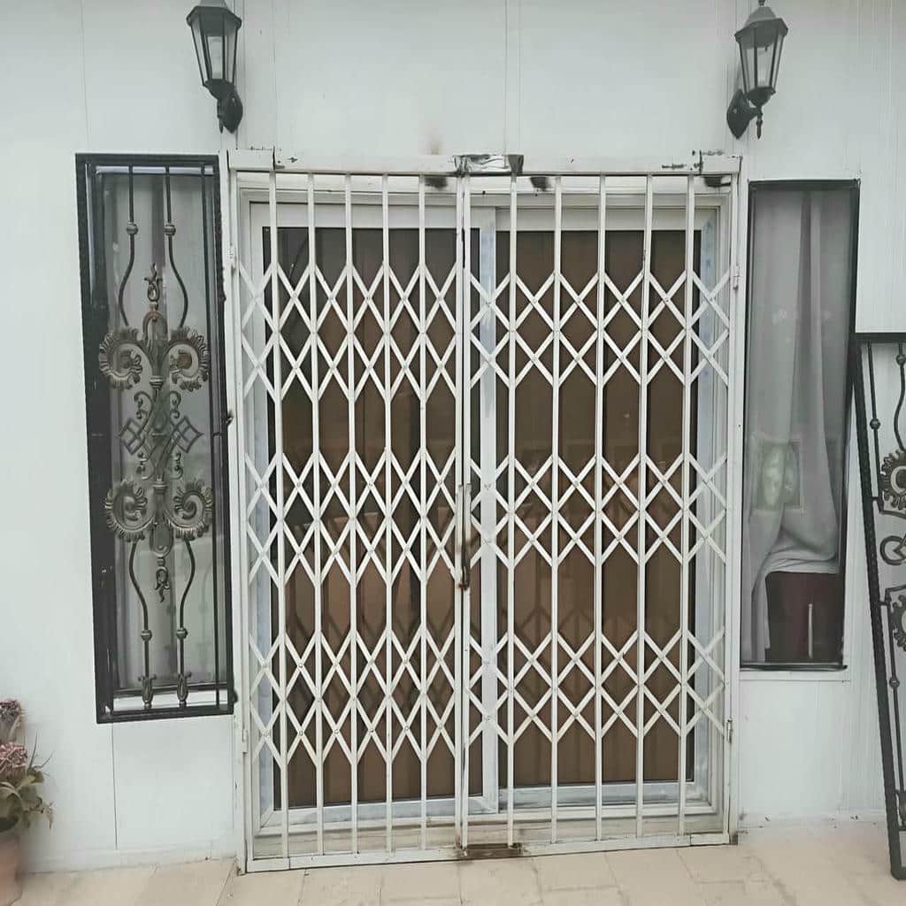 درب آکاردئونی در آبادان