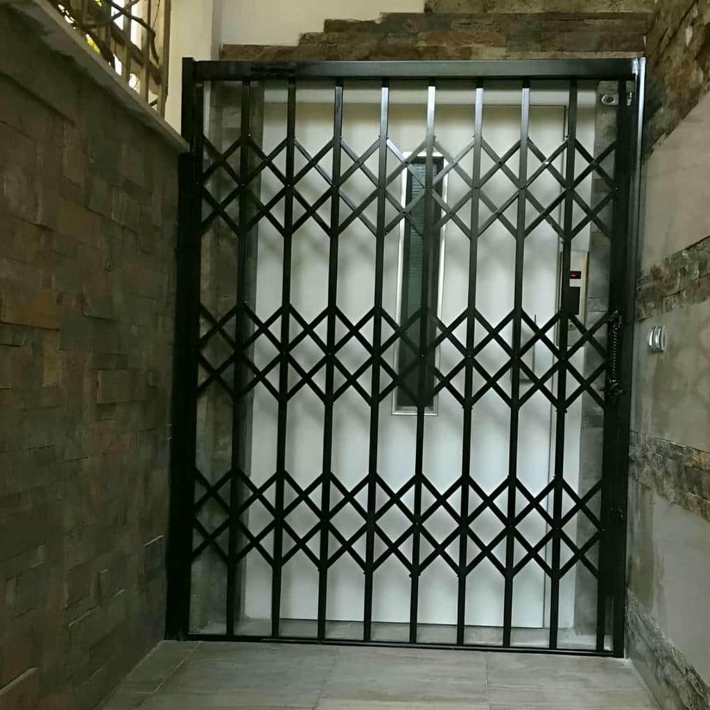 نصب درب آکاردئونی چهارگل در چالوس