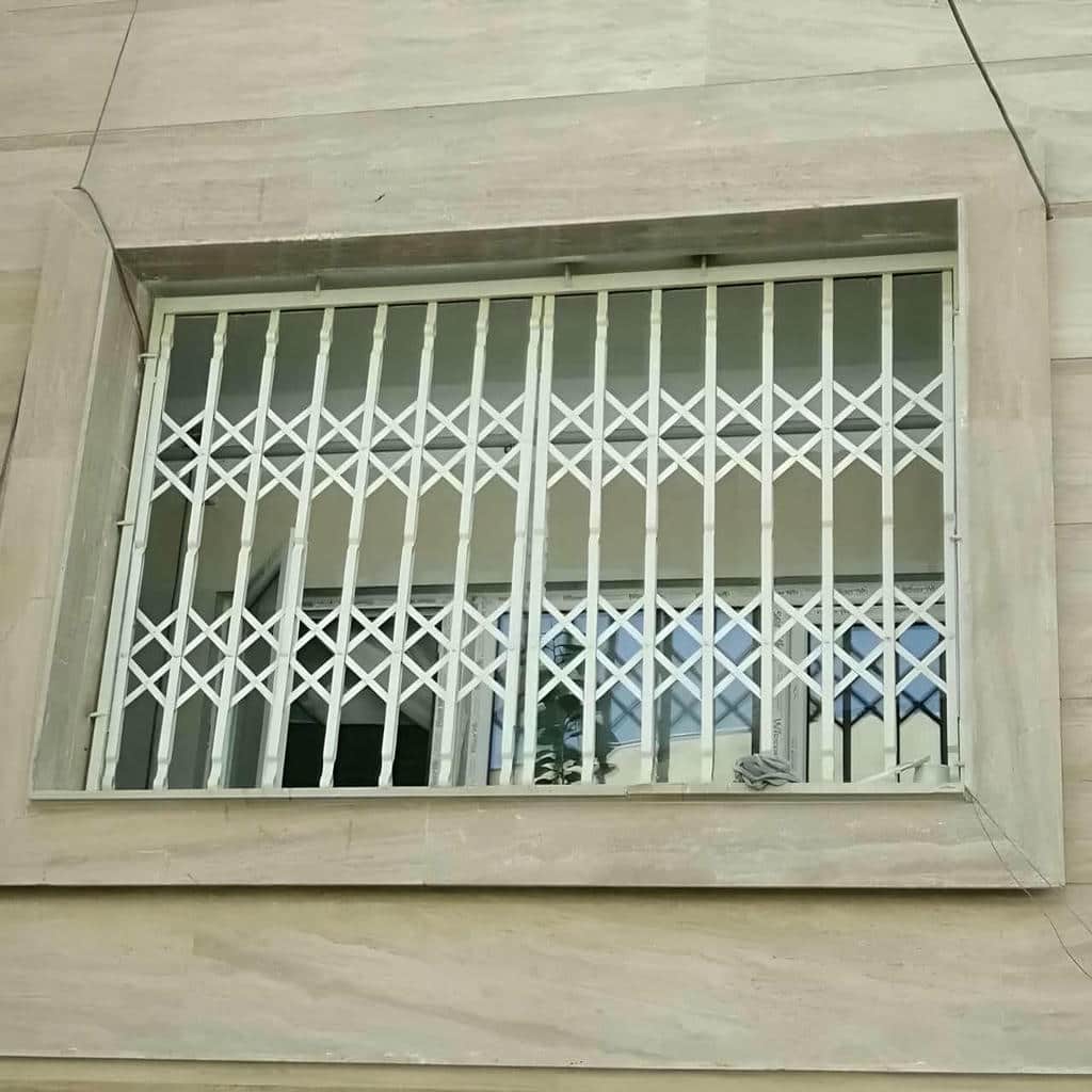 فروش درب آکاردئئونی تمام گل در ساوه