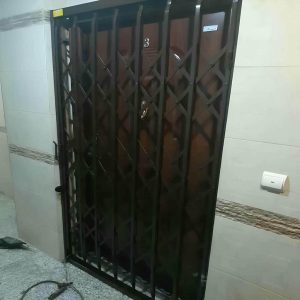 درب آکاردئونی در فشم