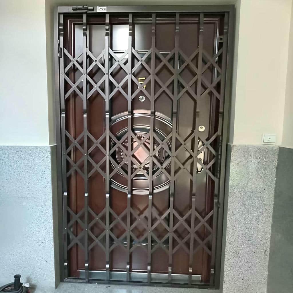قیمت درب آکاردئونی سه گل در طالقان