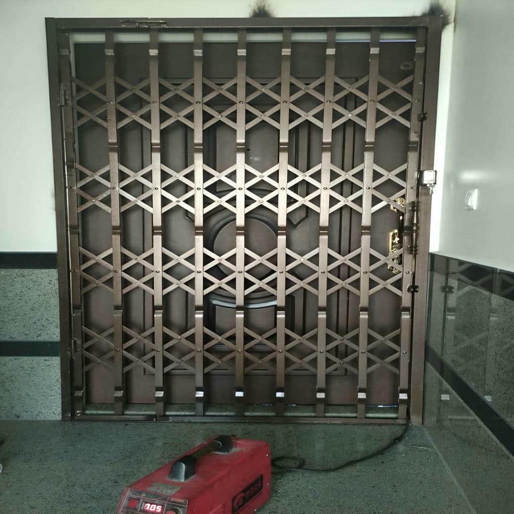 کارخانه درب آکاردئونی پروفیل تقویت شده در محمودآباد