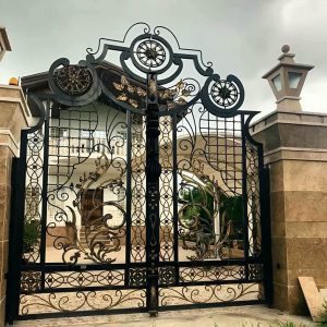 درب حیاط در محمودآباد