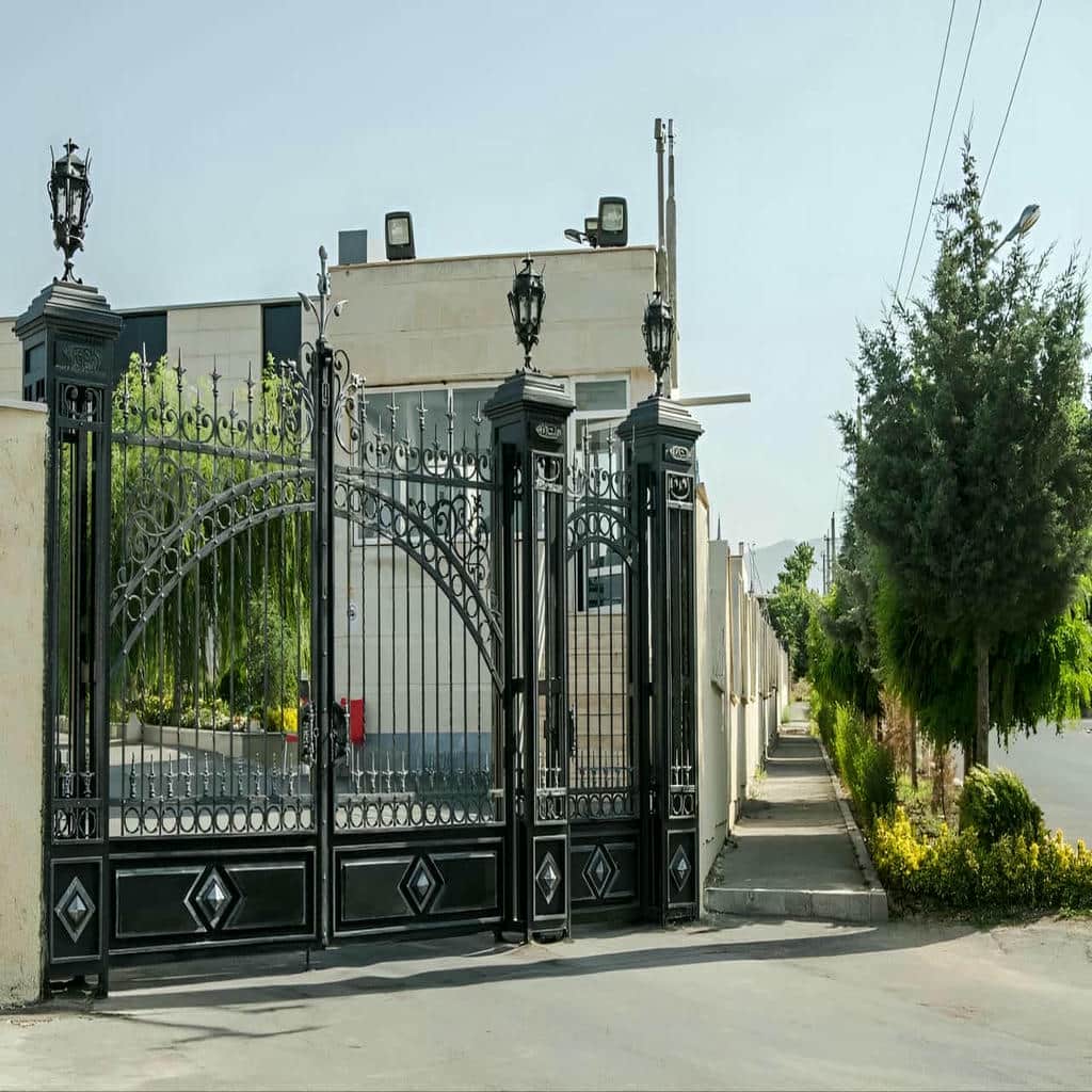 فروش درب حیاط رنگ کوره ای در بیرجند