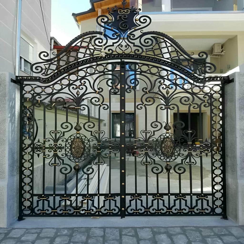 درب حیاط در یزد