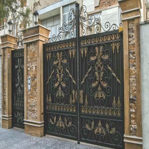 درب حیاط در بندرعباس
