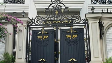 درب حیاط در ایلام