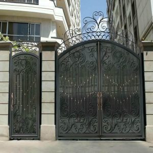 درب حیاط در شهریار