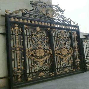 درب حیاط در چابهار