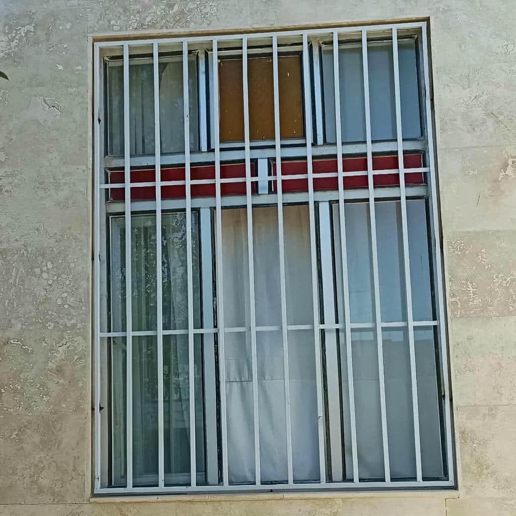 حفاظ پنجره در سبزوار