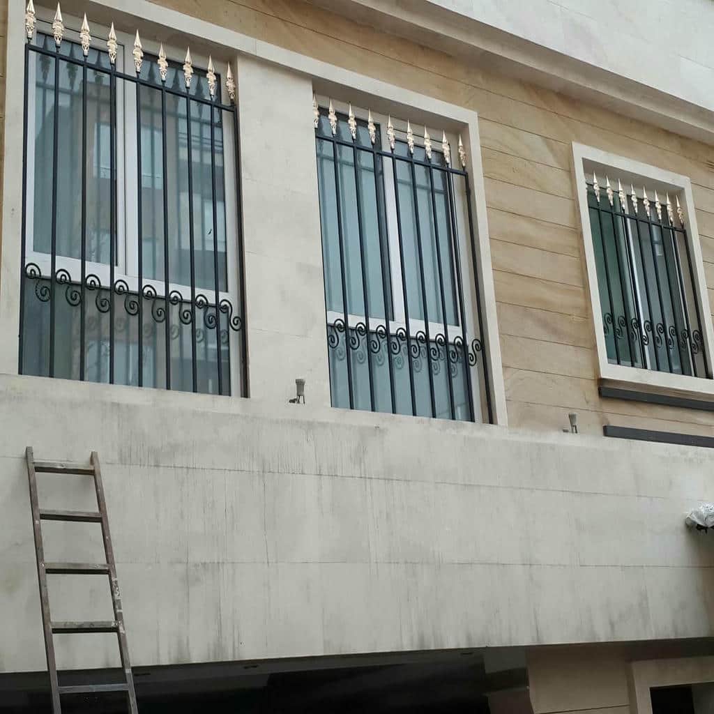 حفاظ پنجره در ساوه