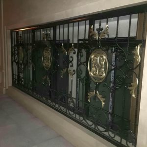 حفاظ پنجره در لواسان