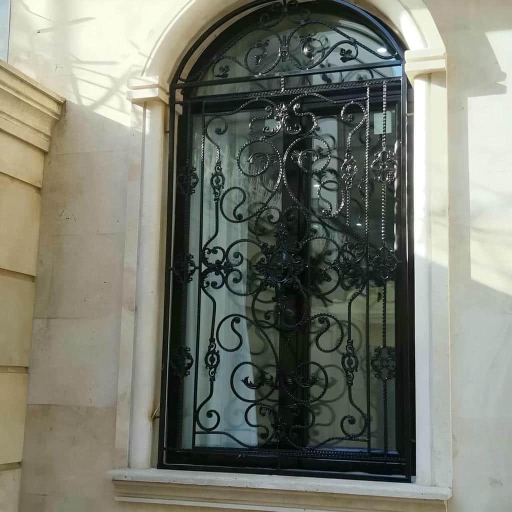 قیمت حفاظ پنجره فرفورژه در اندیشه