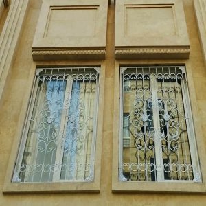 حفاظ پنجره در بندر انزلی