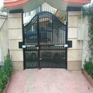 جک درب پارکینگ در شهرکرد