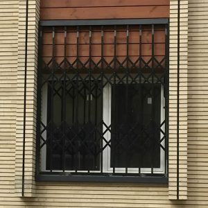 حفاظ پنجره در بندر دیلم