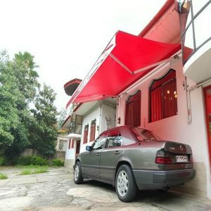 سایبان برقی بازویی اتوماتیک در بندر انزلی
