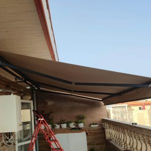 سایبان برقی بازویی اتوماتیک در بندر لنگه