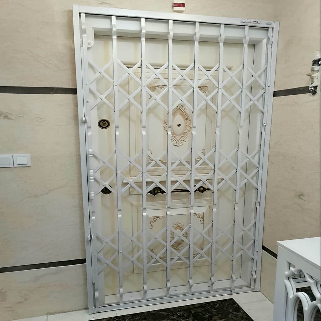 انواع حفاظ فلزی با فریم محکم