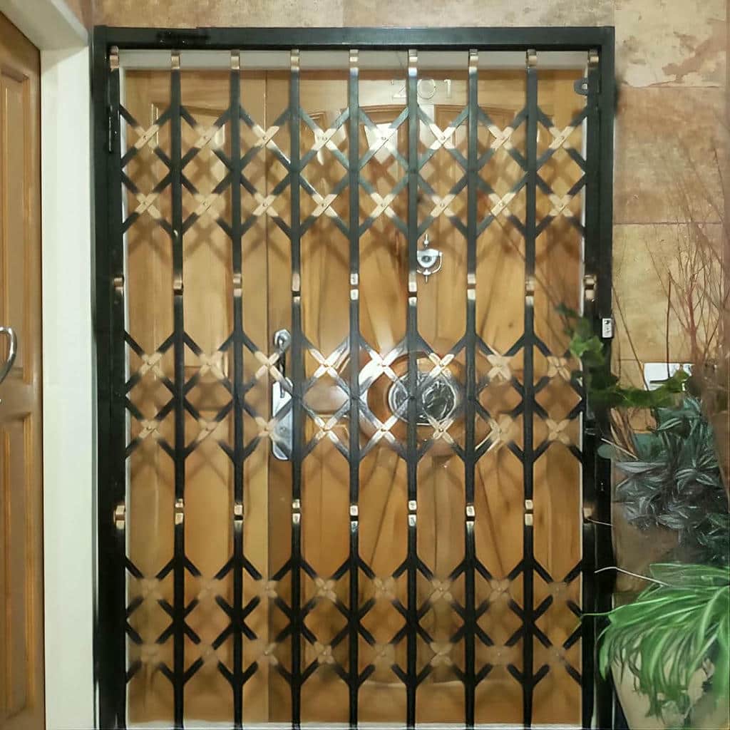 خرید حفاظ درب ضد سرقت فلزی برای ورودی آپارتمان