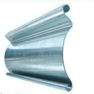 حفاظ کرکره ای برقی پشت درب واحد آپارتمان
