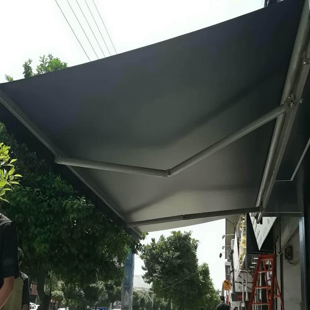 سایبان برقی تجاری با سنسور باد برای ایمنی بیشتر سایبان برقی تجاری با سنسور باد برای ایمنی بیشتر