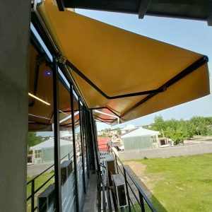 کاربرد سایبان برقی در فضاهای صنعتی