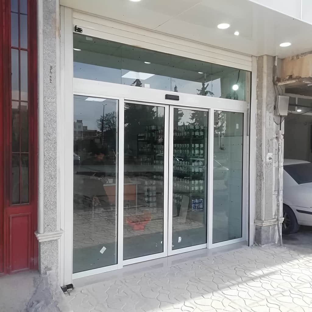 خرید درب شیشه ای کشویی با اپراتور استاندارد