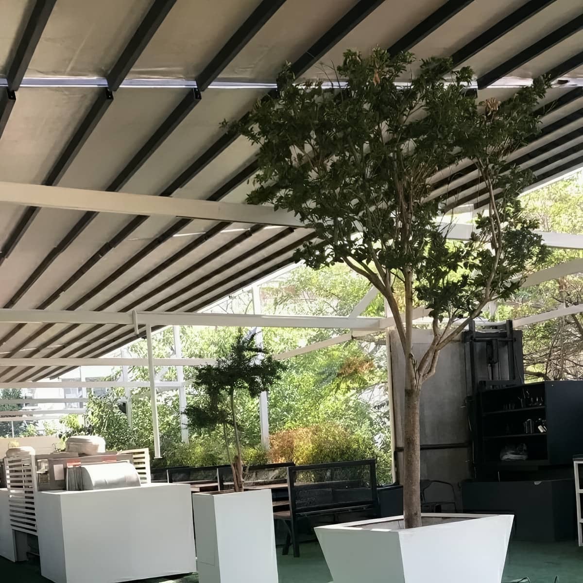 سقف برقی تراس و بالکن با رنگ هماهنگ نما سقف برقی تراس و بالکن با رنگ هماهنگ نما