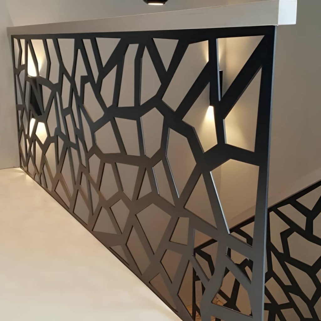نرده CNC سفارشی با ضخامت ورق مناسب